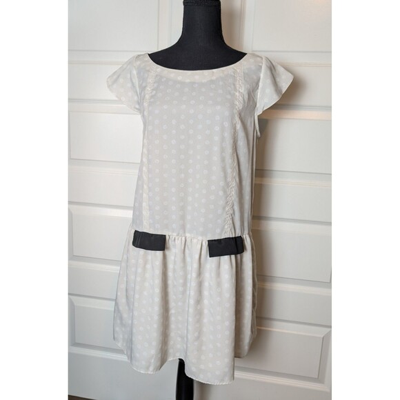 BCBGeneration Dresses & Skirts - NWT BCBG Generation Cream Mini Dress Size M Polka Dot Cap Sleeve Ruffle $98
